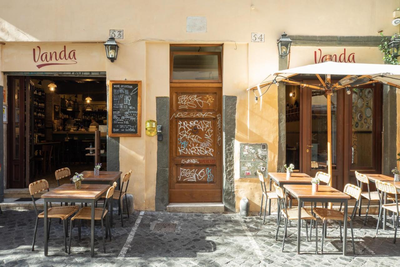 Apartment Iflat Charming In Trastevere Rom